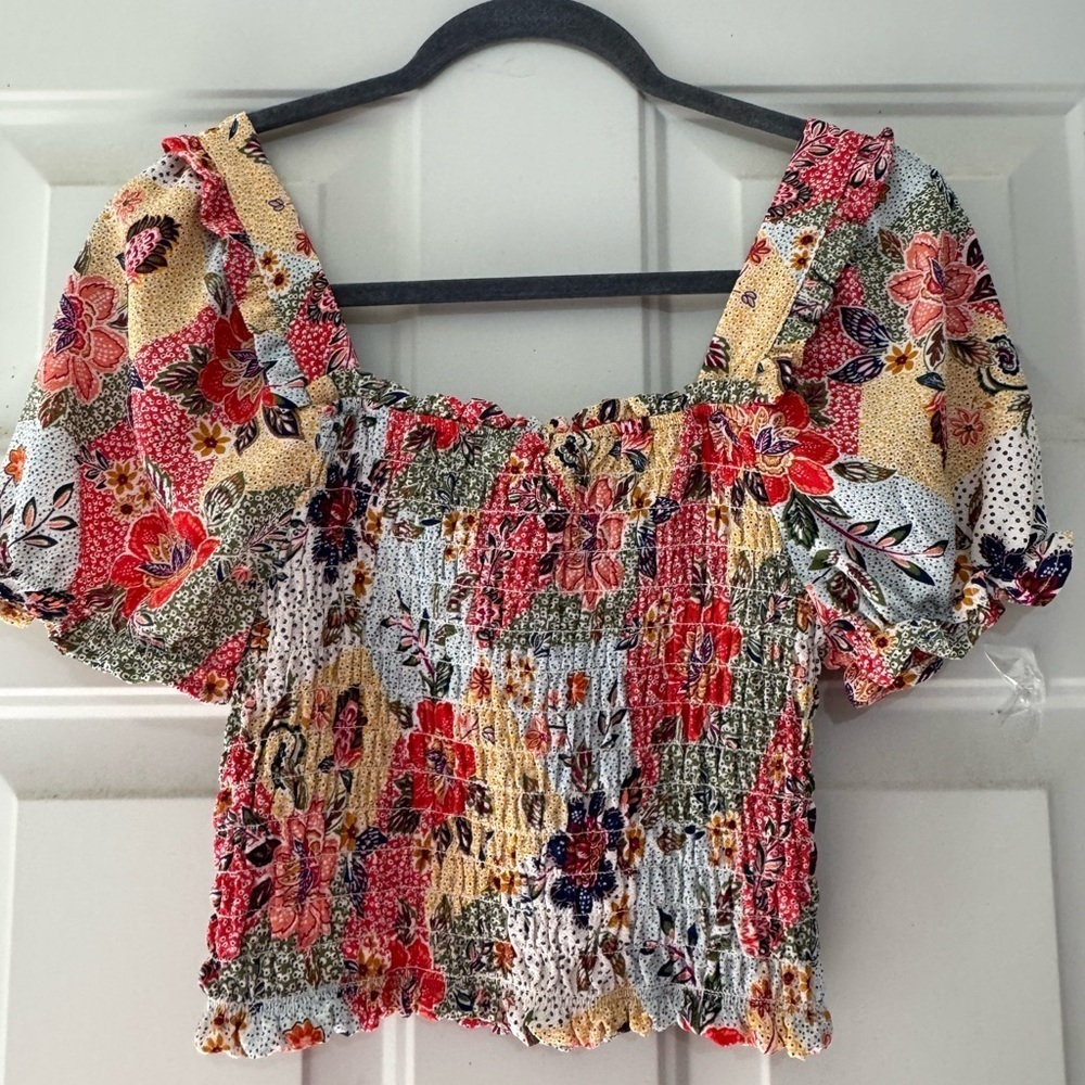 Monteau Los Angeles Multicolor Floral Puff Sleeve Blouse Size Small - Picture 3 of 3